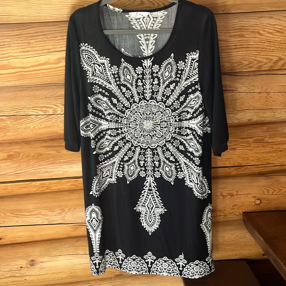 Black Dress with Beaded Design Women’s Size Large